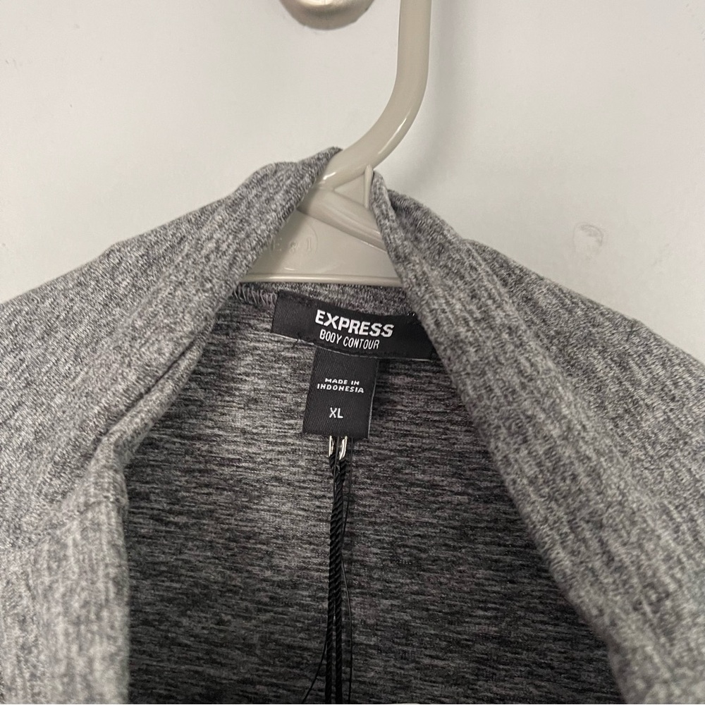 NWT Express Women’s Body Contour Cozy Mock Neck Cutout Bodysuit Grey Long Slv XL - Picture 5 of 9